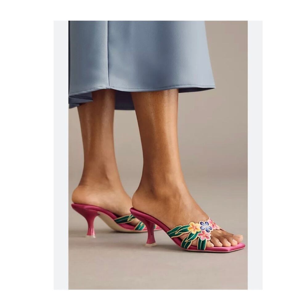 Anthropologie Flora Heels in Bright Pink. - Picture 3 of 7